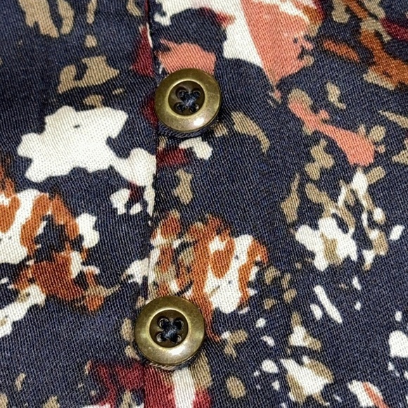 Tribal Shiela’s Home 50th Anniversary W/Frill Dk Ocean Graphic Blouse NWT M - Picture 10 of 12